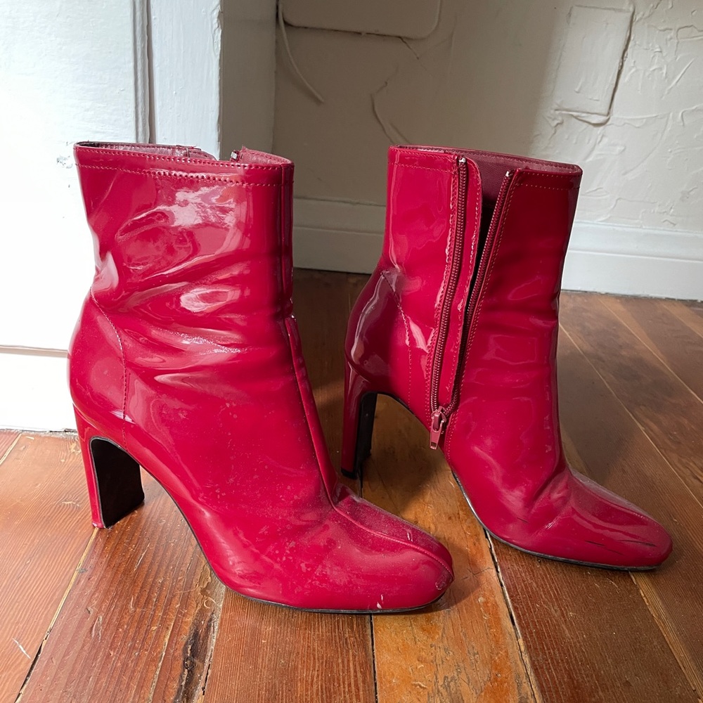 Red bootie